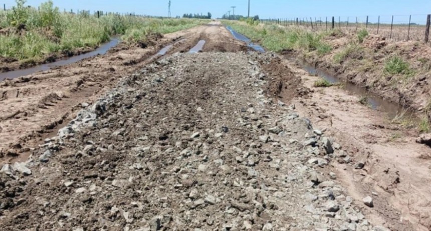 Municipio reconoce que “la red vial cuenta con varios pantanos”