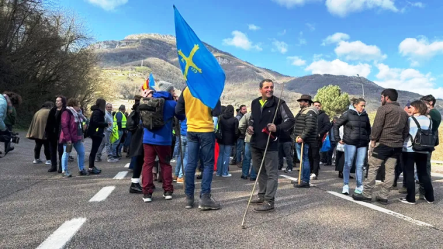 Agricultores y ganaderos asturianos protestan contra el acuerdo con Mercosur