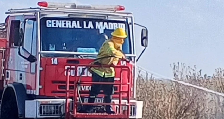 Incendio en un campo entre La Madrid y Líbano 